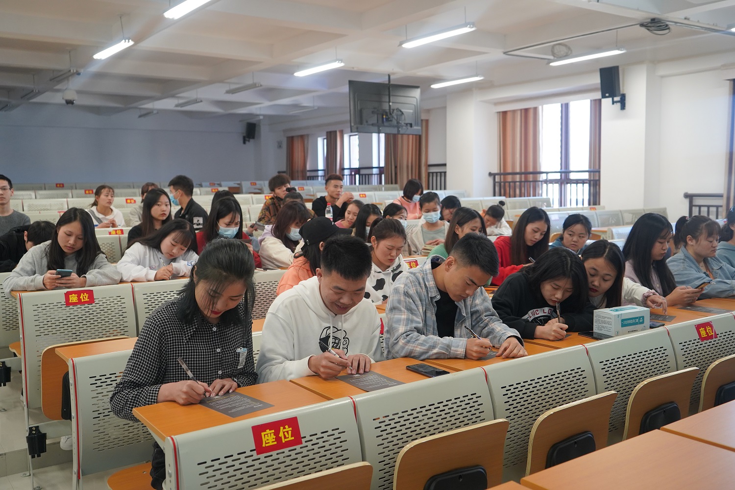 1605685895742728.jpg 微信图片_20201118153756.jpg