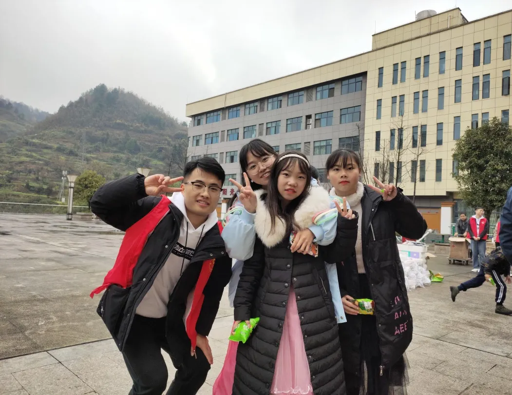 1639573913517543.png 2d56a72221543fc17331e7b4efe08a3.png