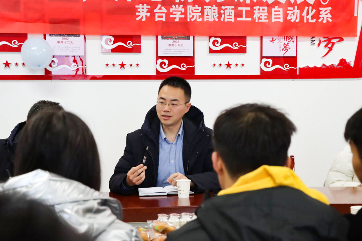 1640768957359874.jpg E4DF4297E4EDFAA8E6C30E2C3827140C.jpg