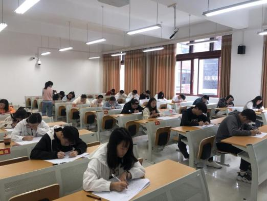 1669887185764373.png 竞赛现场2.png