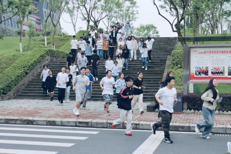 mmexport1749003498890