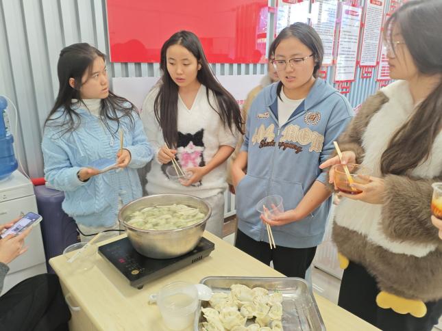 NR8AVjViQ1FBMk5UZzBNRFV3TkRJMW1pVnAqWDBzT3chIQUAcXVuZ3o!